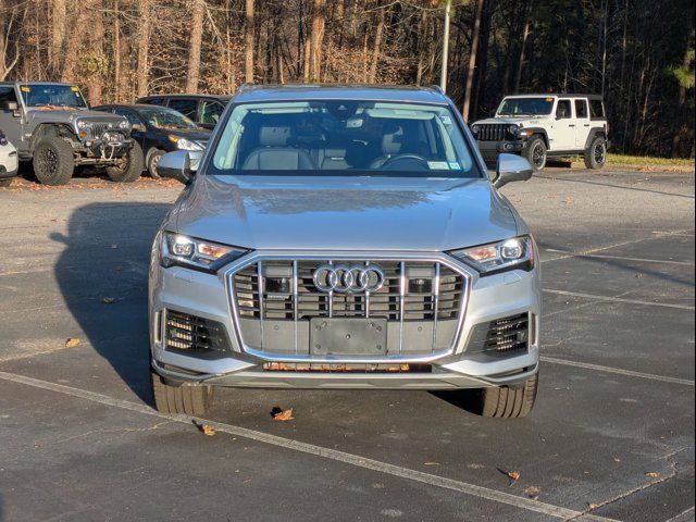 2022 Audi Q7 Premium Plus