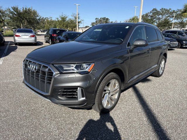 2022 Audi Q7 Premium Plus