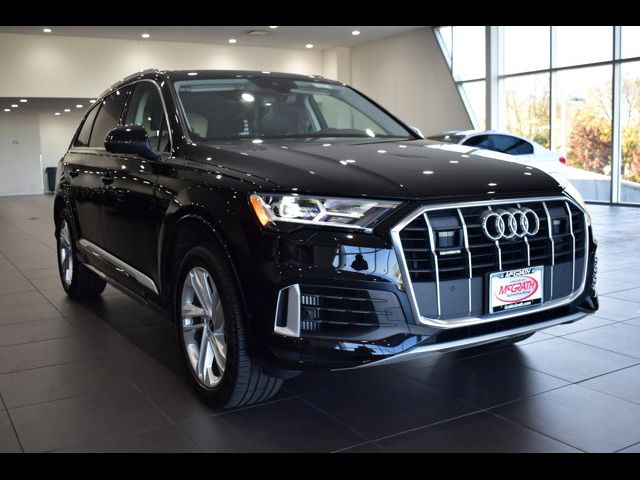 2022 Audi Q7 Premium Plus