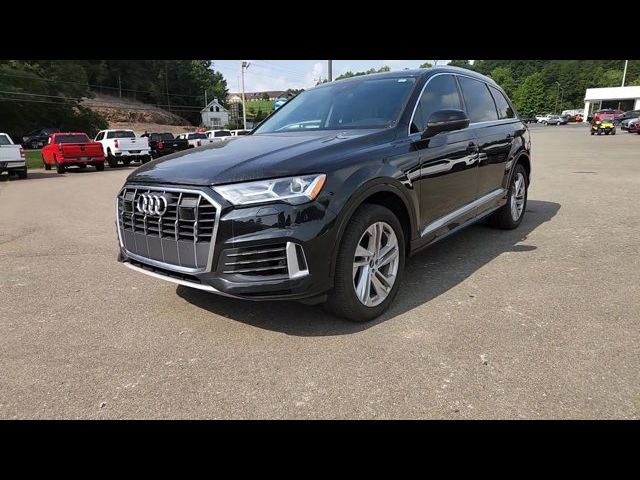 2022 Audi Q7 Premium Plus