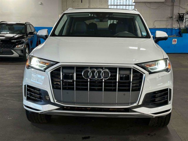 2022 Audi Q7 Premium Plus