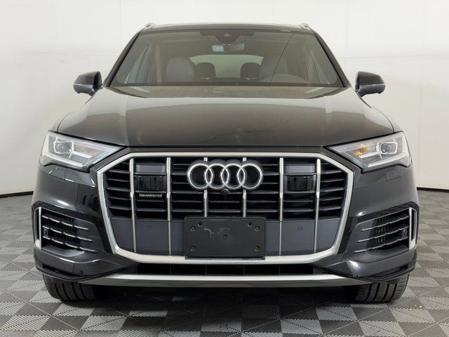 2022 Audi Q7 Premium Plus
