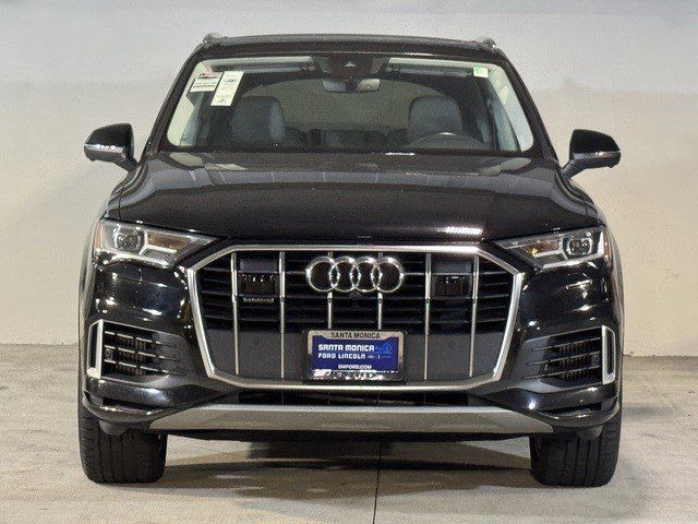 2022 Audi Q7 Premium Plus