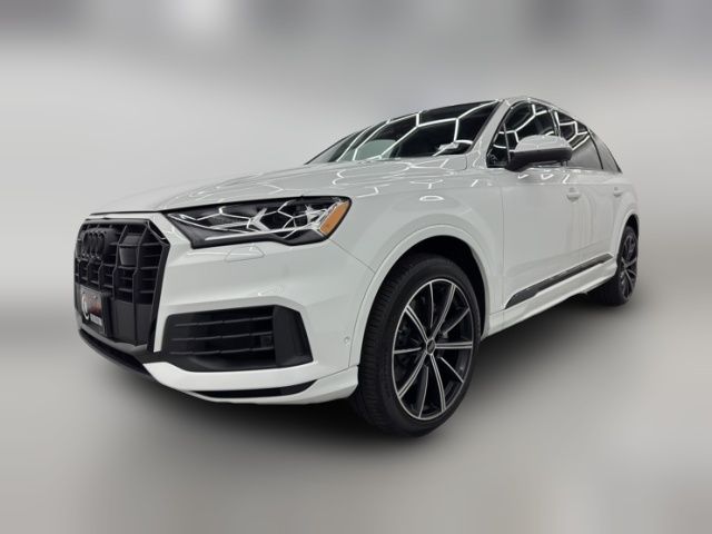 2022 Audi Q7 Premium Plus