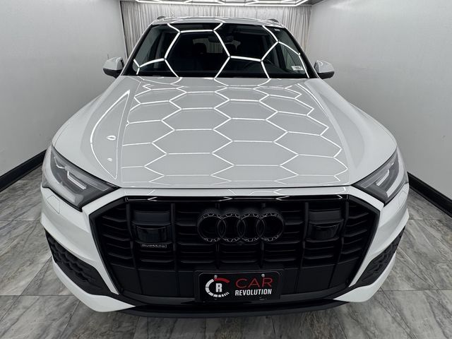 2022 Audi Q7 Premium Plus