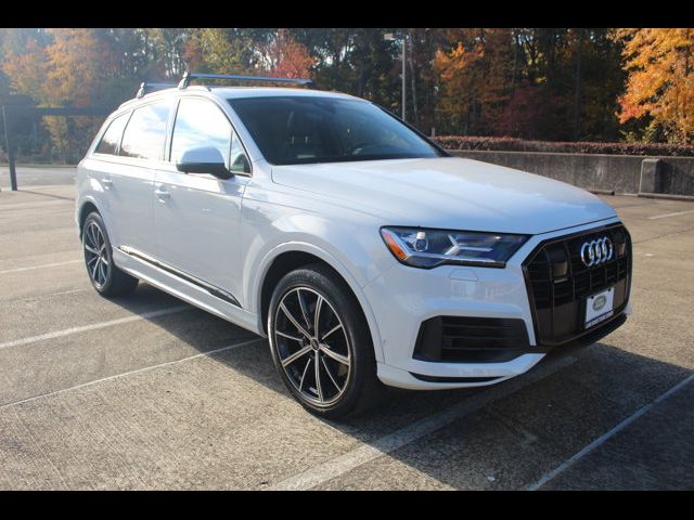 2022 Audi Q7 Premium Plus