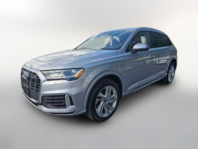 2022 Audi Q7 Premium Plus