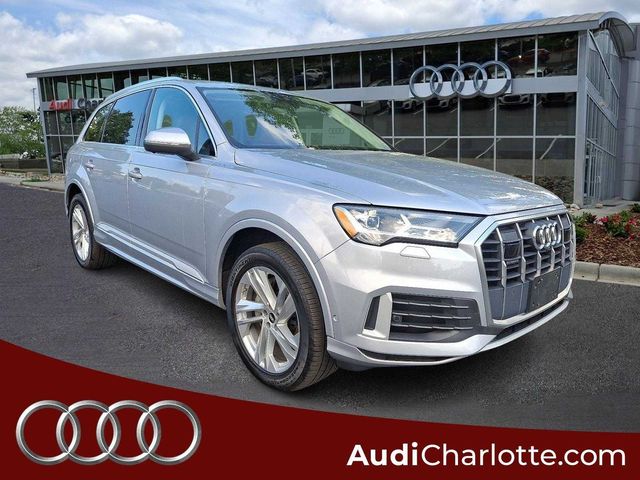 2022 Audi Q7 Premium Plus
