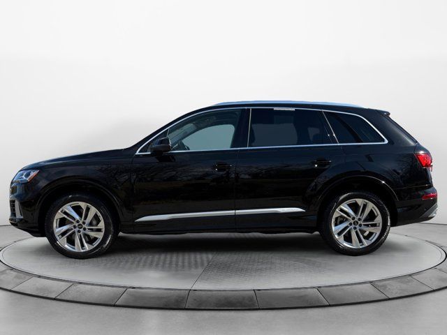 2022 Audi Q7 Premium Plus