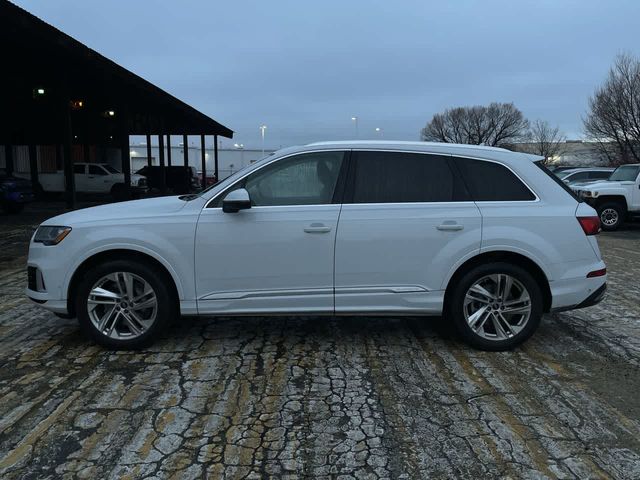 2022 Audi Q7 Premium Plus