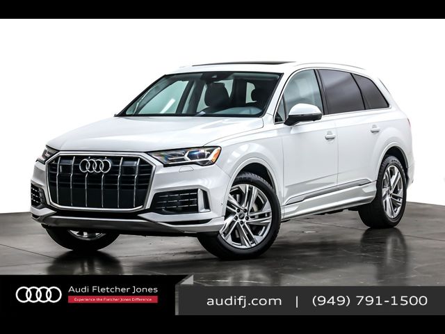 2022 Audi Q7 Premium Plus