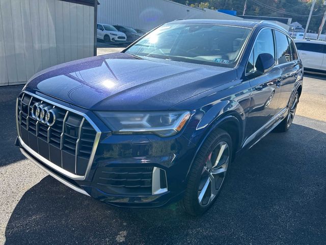 2022 Audi Q7 Premium Plus