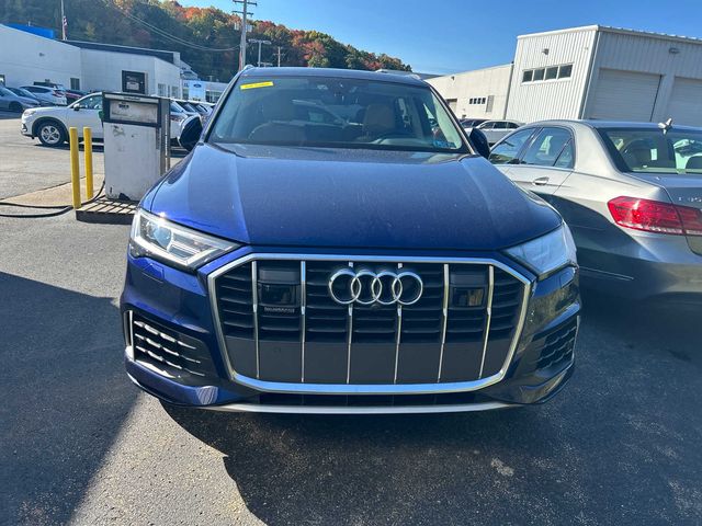 2022 Audi Q7 Premium Plus