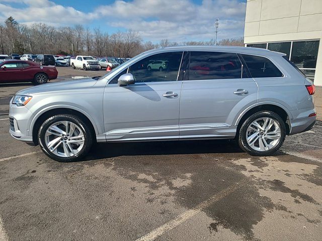 2022 Audi Q7 Premium Plus