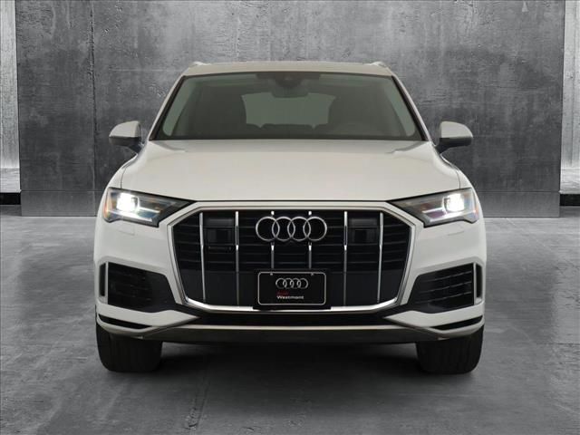 2022 Audi Q7 Premium Plus