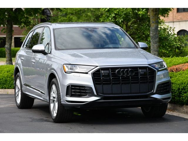 2022 Audi Q7 Premium Plus
