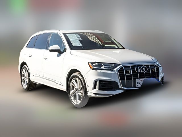 2022 Audi Q7 Premium Plus