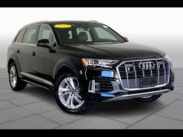 2022 Audi Q7 Premium Plus