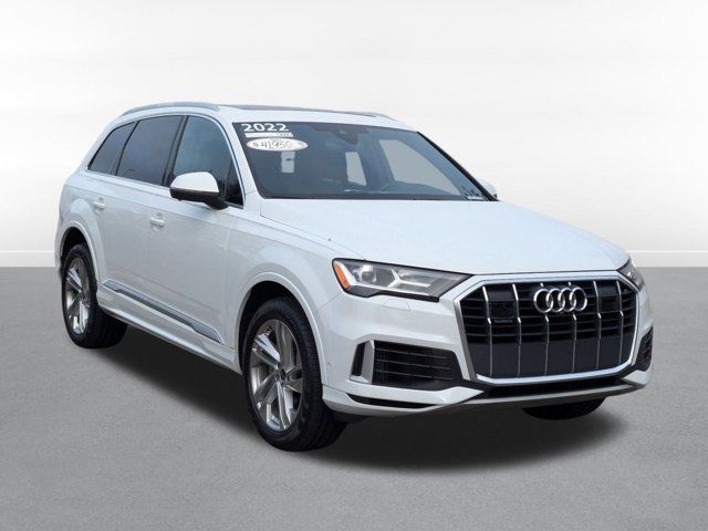 2022 Audi Q7 Premium Plus