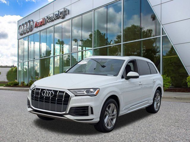 2022 Audi Q7 Premium Plus