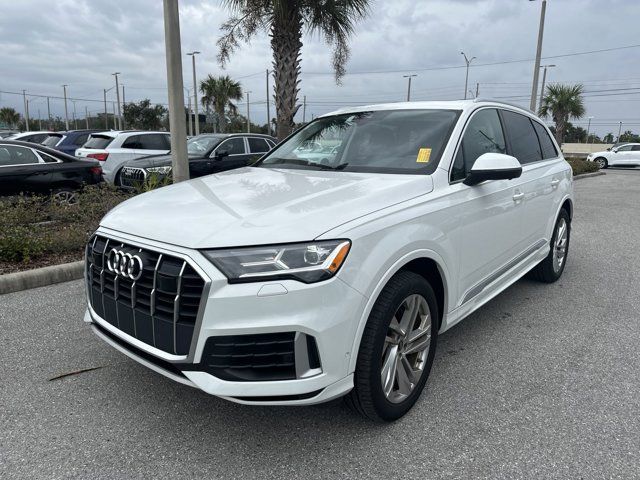 2022 Audi Q7 Premium Plus