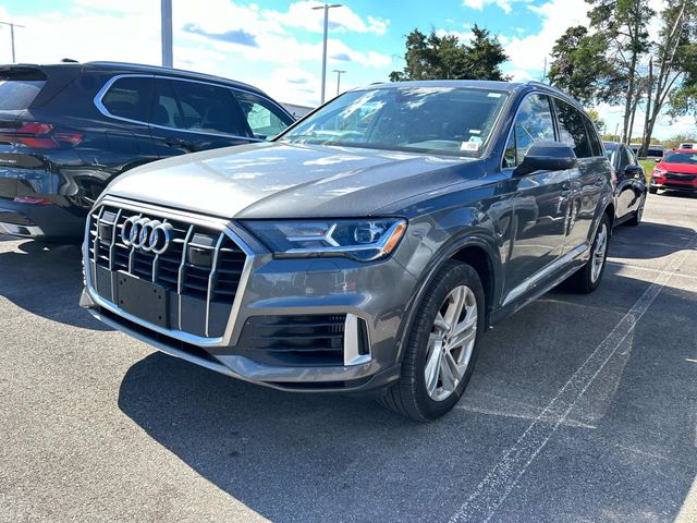 2022 Audi Q7 Premium Plus