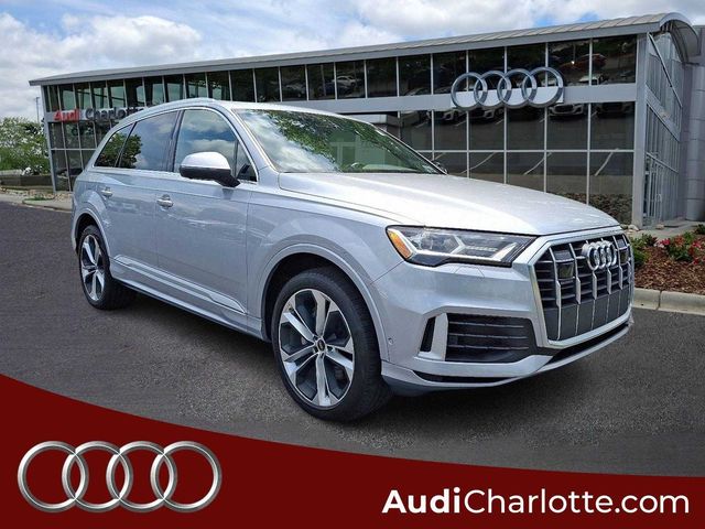 2022 Audi Q7 Premium Plus