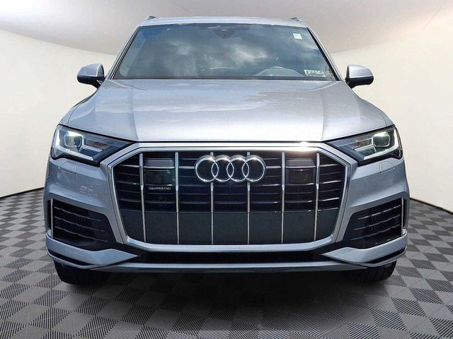 2022 Audi Q7 Premium Plus