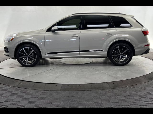 2022 Audi Q7 Premium Plus