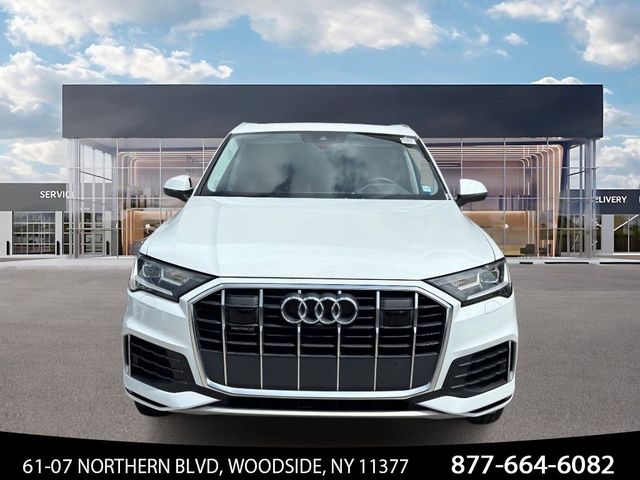 2022 Audi Q7 Premium Plus