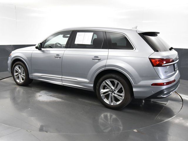 2022 Audi Q7 Premium Plus