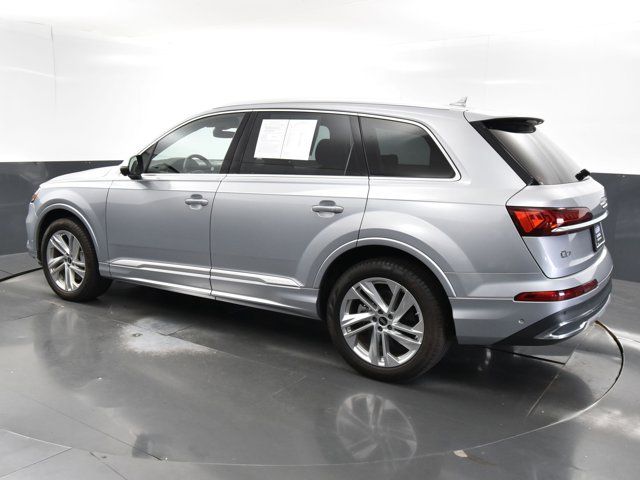 2022 Audi Q7 Premium Plus