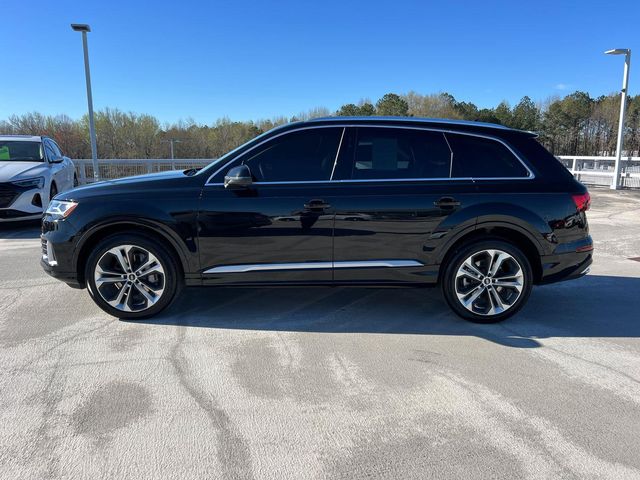 2022 Audi Q7 Premium Plus