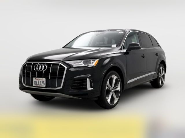 2022 Audi Q7 Premium Plus