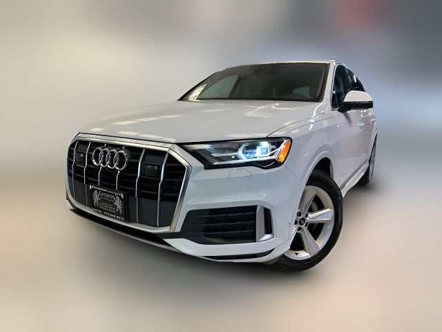 2022 Audi Q7 Premium Plus