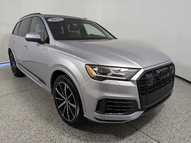 2022 Audi Q7 Premium Plus