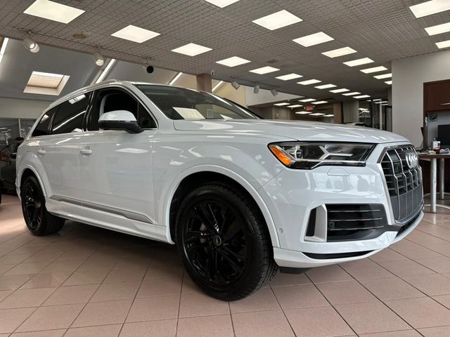 2022 Audi Q7 Premium Plus