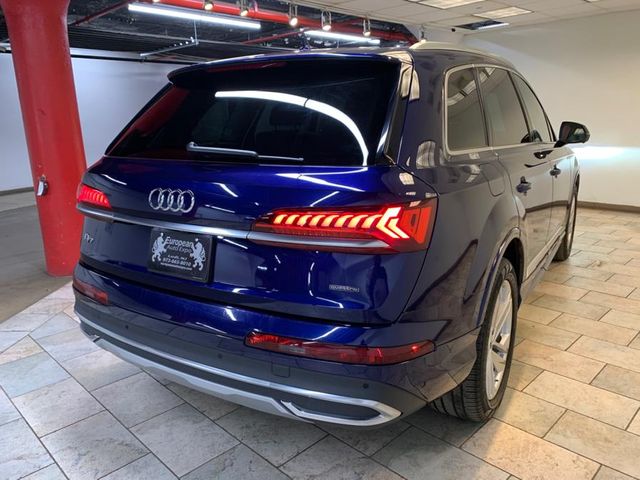 2022 Audi Q7 Premium Plus