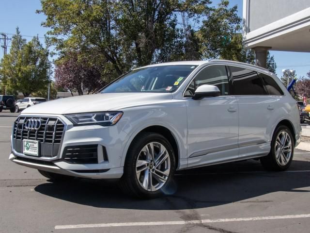 2022 Audi Q7 Premium Plus