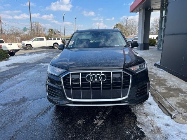 2022 Audi Q7 Premium Plus