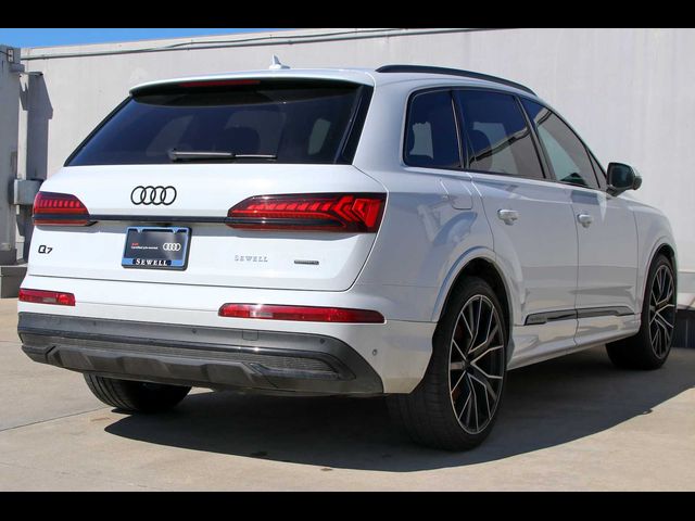 2022 Audi Q7 Prestige