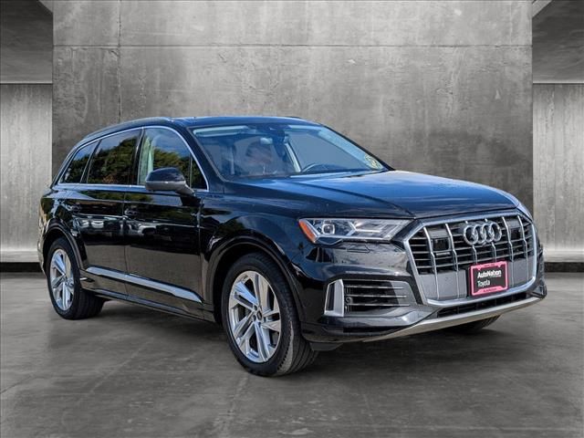 2022 Audi Q7 Prestige