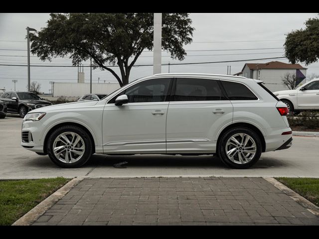 2022 Audi Q7 Prestige