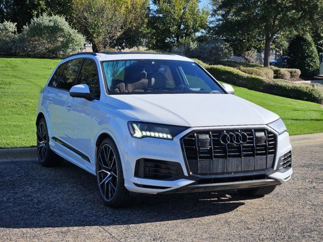 2022 Audi Q7 Prestige