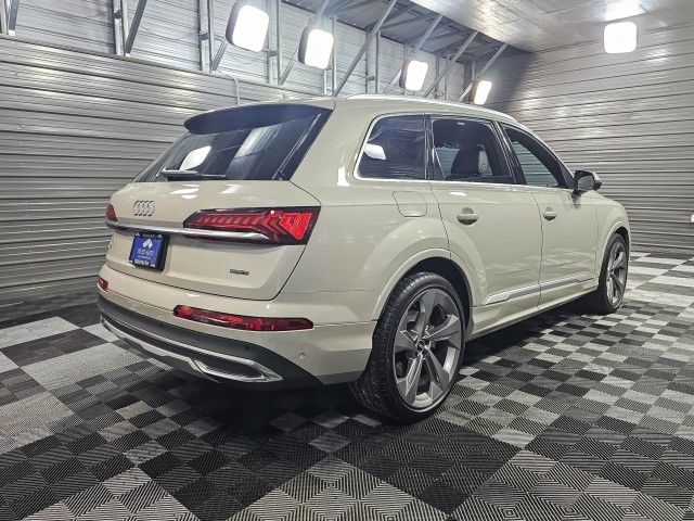 2022 Audi Q7 Prestige