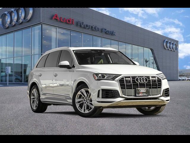 2022 Audi Q7 Prestige