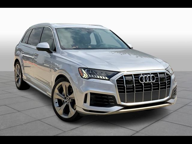 2022 Audi Q7 Prestige