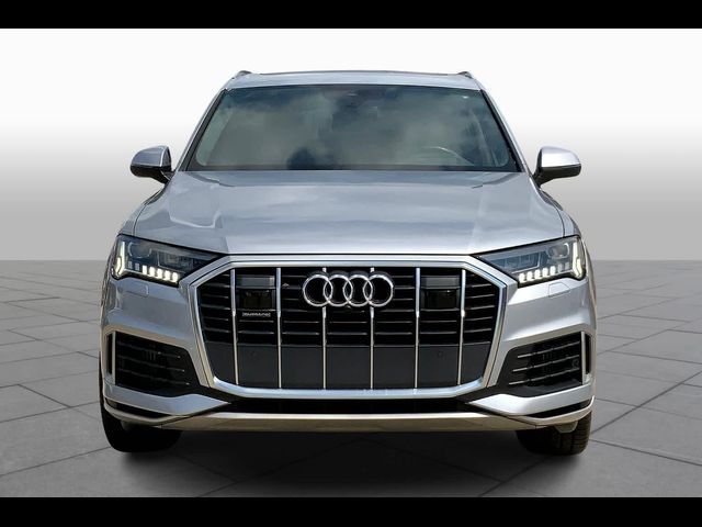 2022 Audi Q7 Prestige