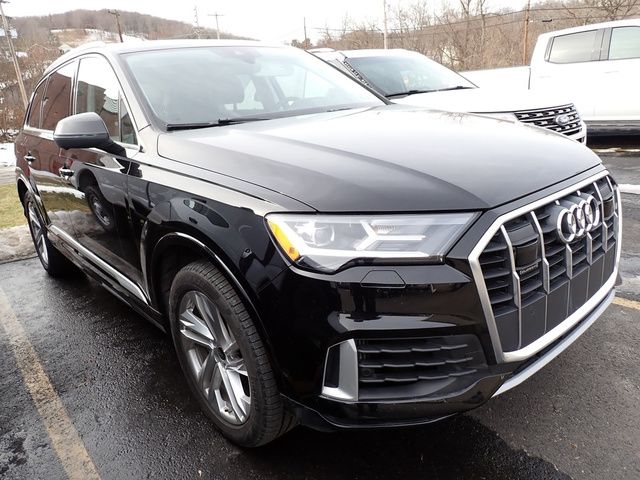 2022 Audi Q7 Premium Plus