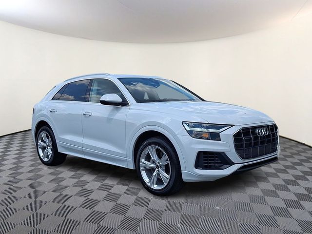 2022 Audi Q8 Premium